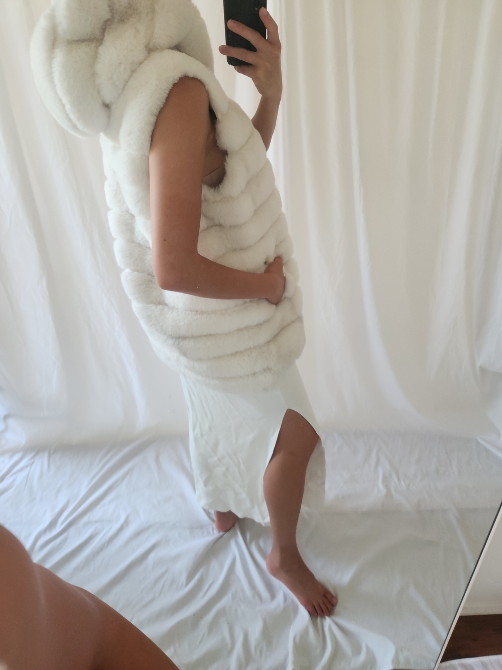 Michael Kors Cream Hooded Faux Fur Vest with Gold Chain Detail - Picture 4 of 10